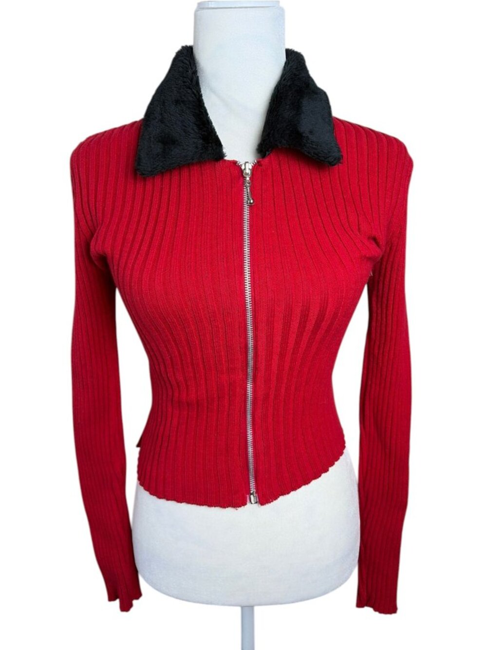 Vintage 90s MGR Red Ribbed Zip-Up Cardigan Sweater w/ Black Faux Fur Collar L